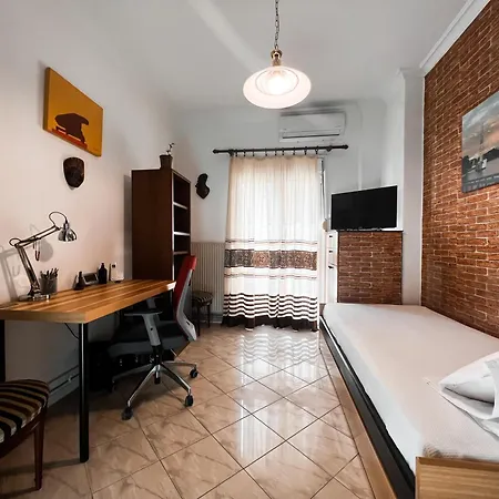 Homevision - Spacious And Warm - Very * Thessaloniki